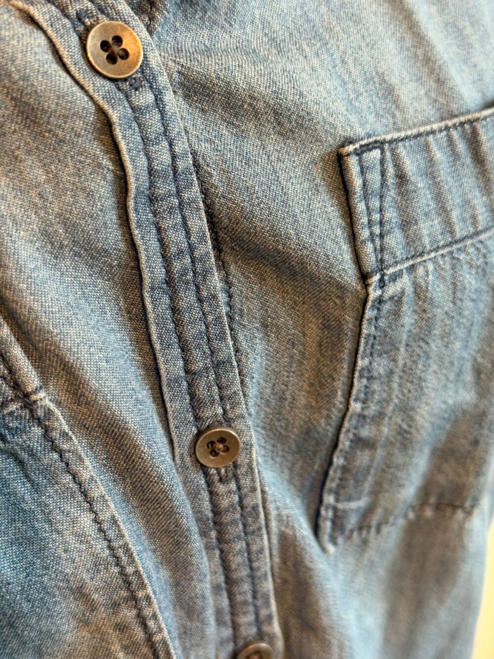 Melrose and Market Lightweight Denim Shirt Raw Hem Distressed Blue Small - Picture 2 of 7